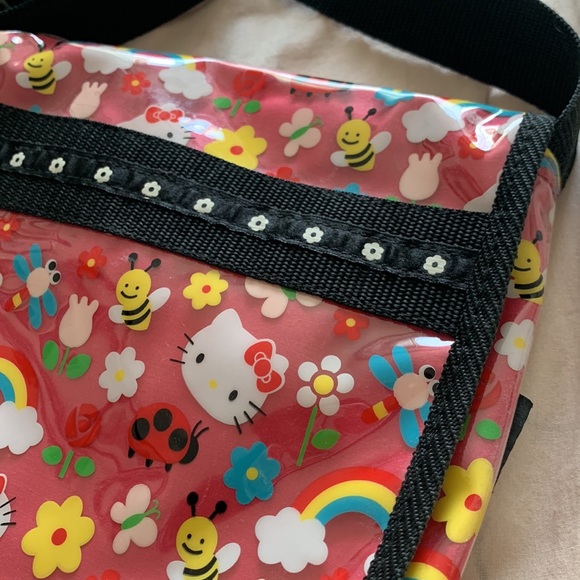 Sanrio kids messenger bag like new - Picture 3 of 8